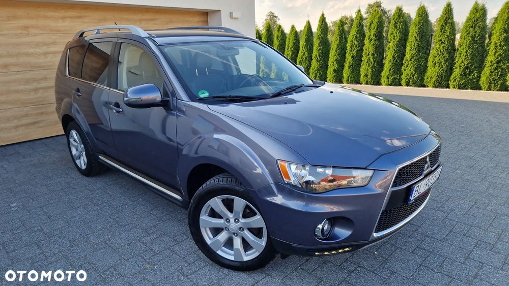 Mitsubishi Outlander 2.0 Invite 2WD - 26