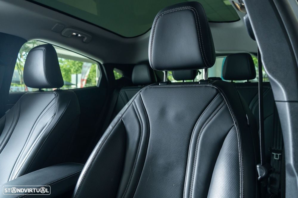 Ford Mustang Mach-E Standard - 6