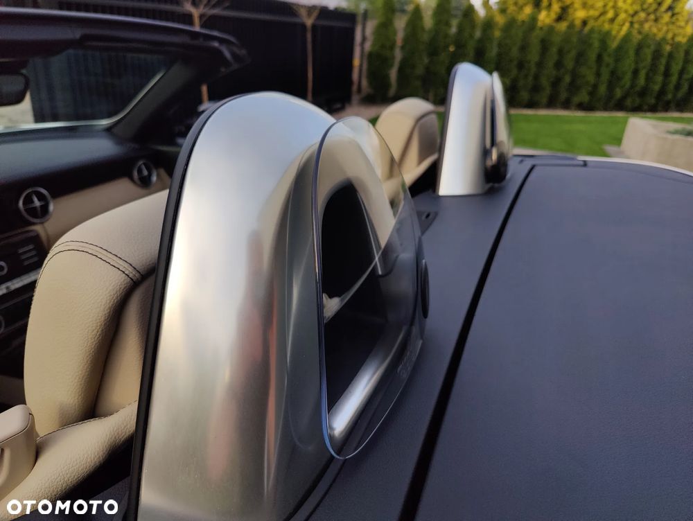 Mercedes-Benz SLC 300 9G-TRONIC - 16