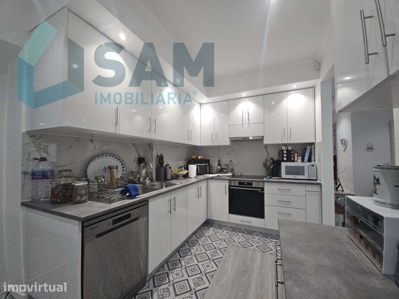 Apartamento T2 com terraço centro Cadaval - Grande imagem: 4/21