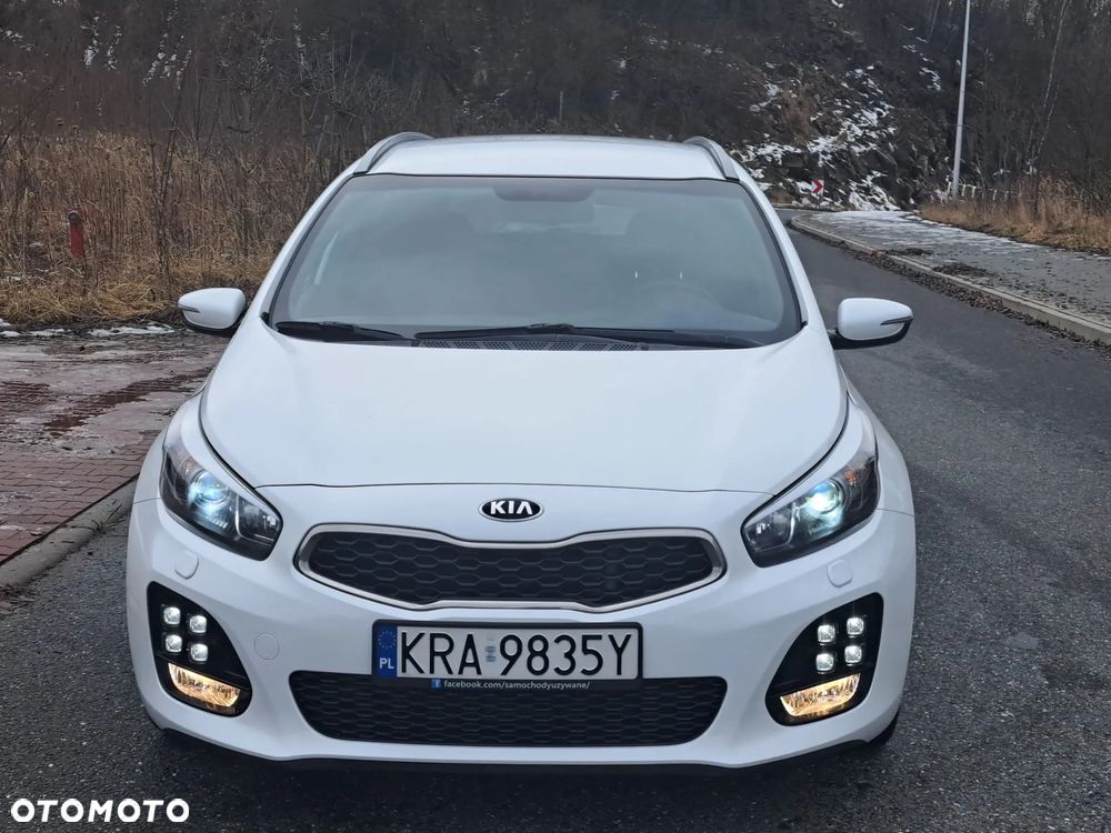 Kia Ceed 1.6 CRDi GT Line - 8