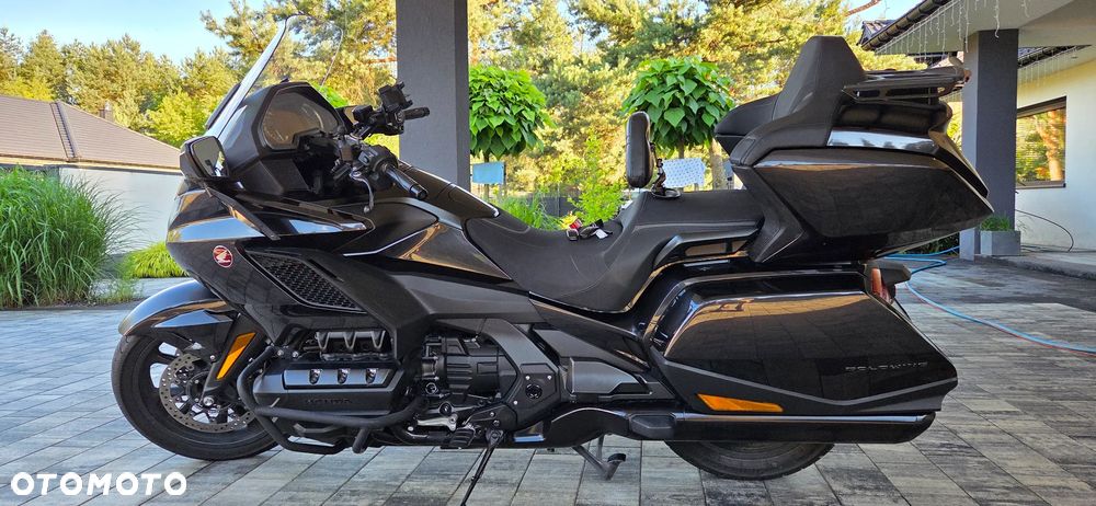Honda GL - 9