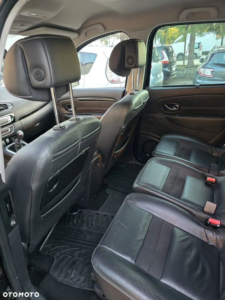 Renault Grand Scenic - 15