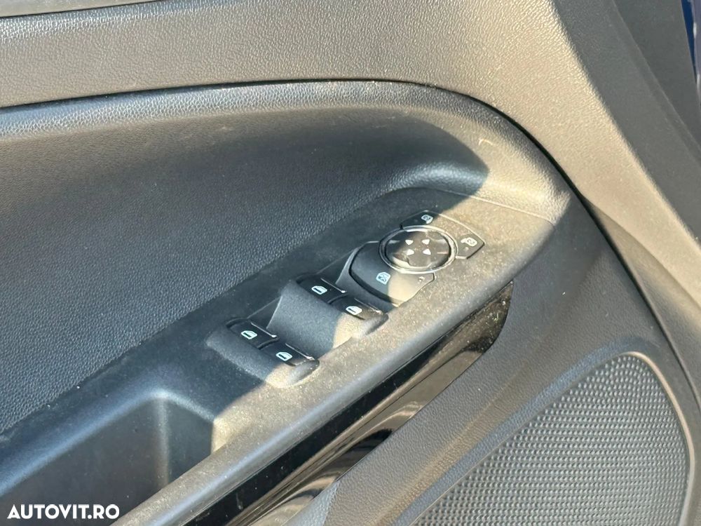 Ford EcoSport 1.0 EcoBoost Titanium - 24