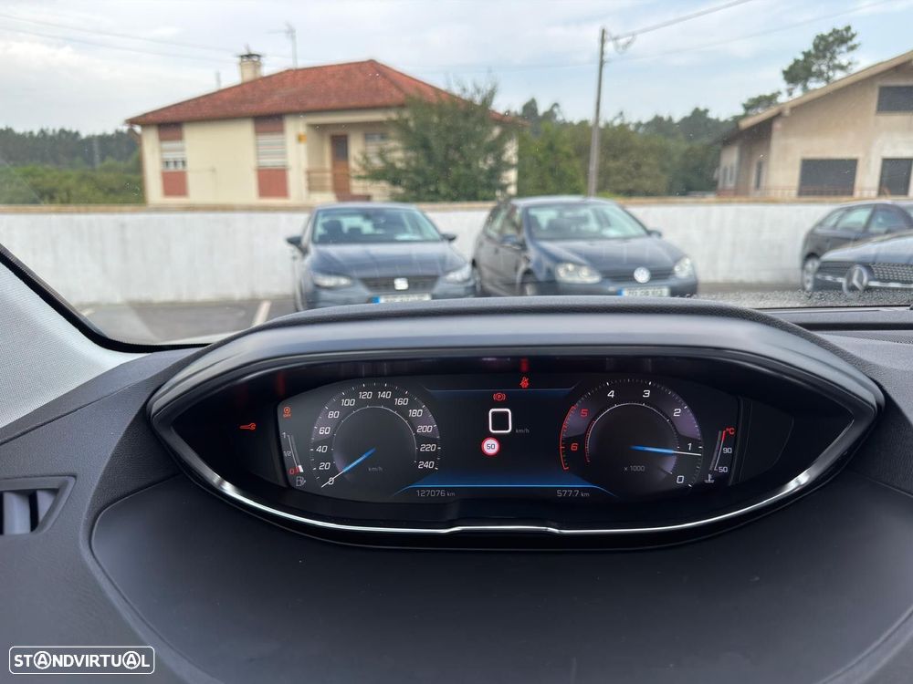 Peugeot 3008 1.5 BlueHDi Active Pack - 31