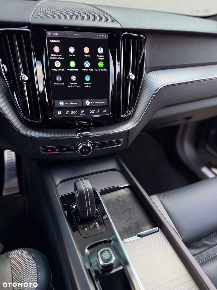 Volvo XC 60 B4 D AWD Ultimate Dark - 34