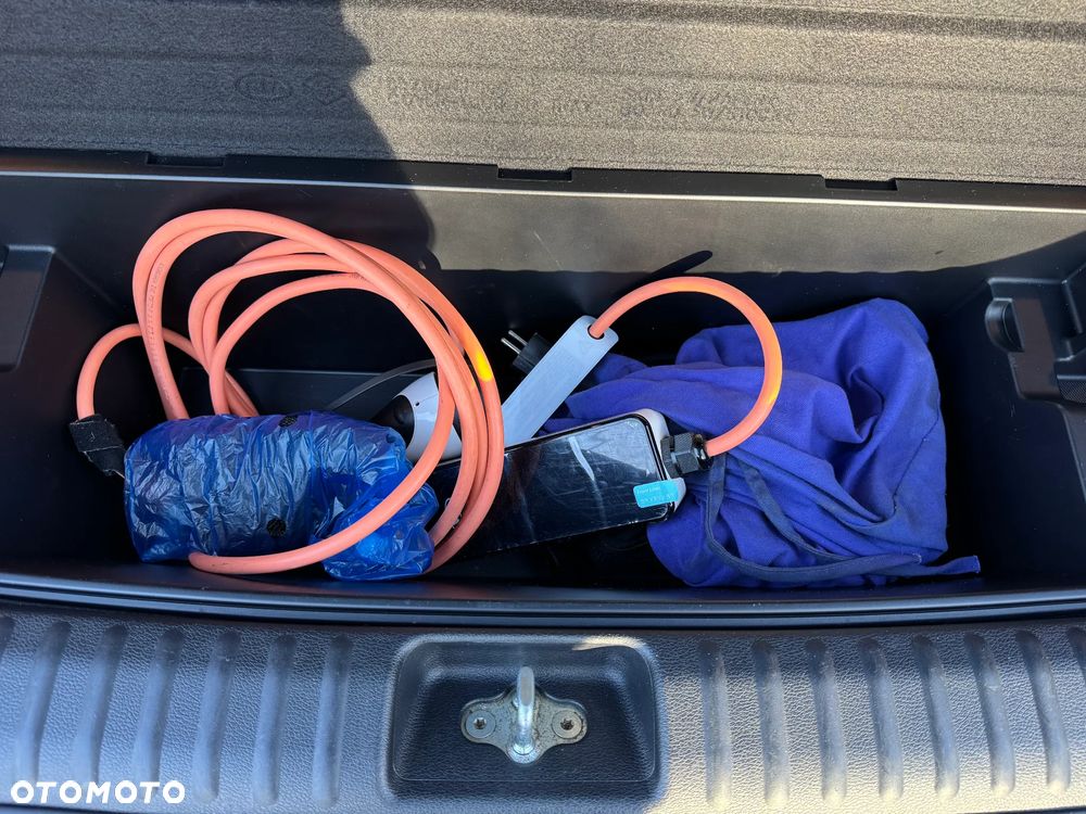 Kia Ceed 1.6 GDI PHEV Business Line DCT - 35