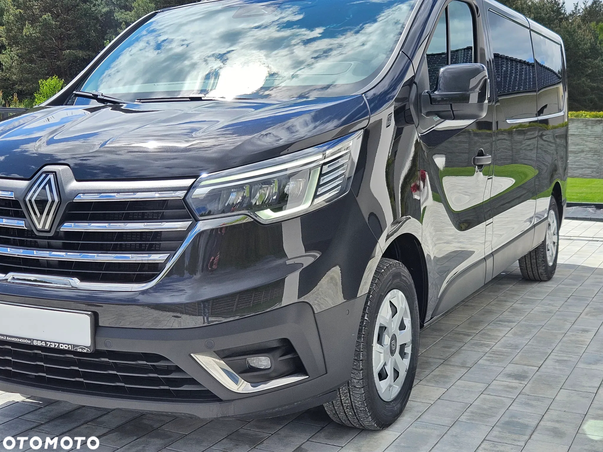 Renault Trafic - 16