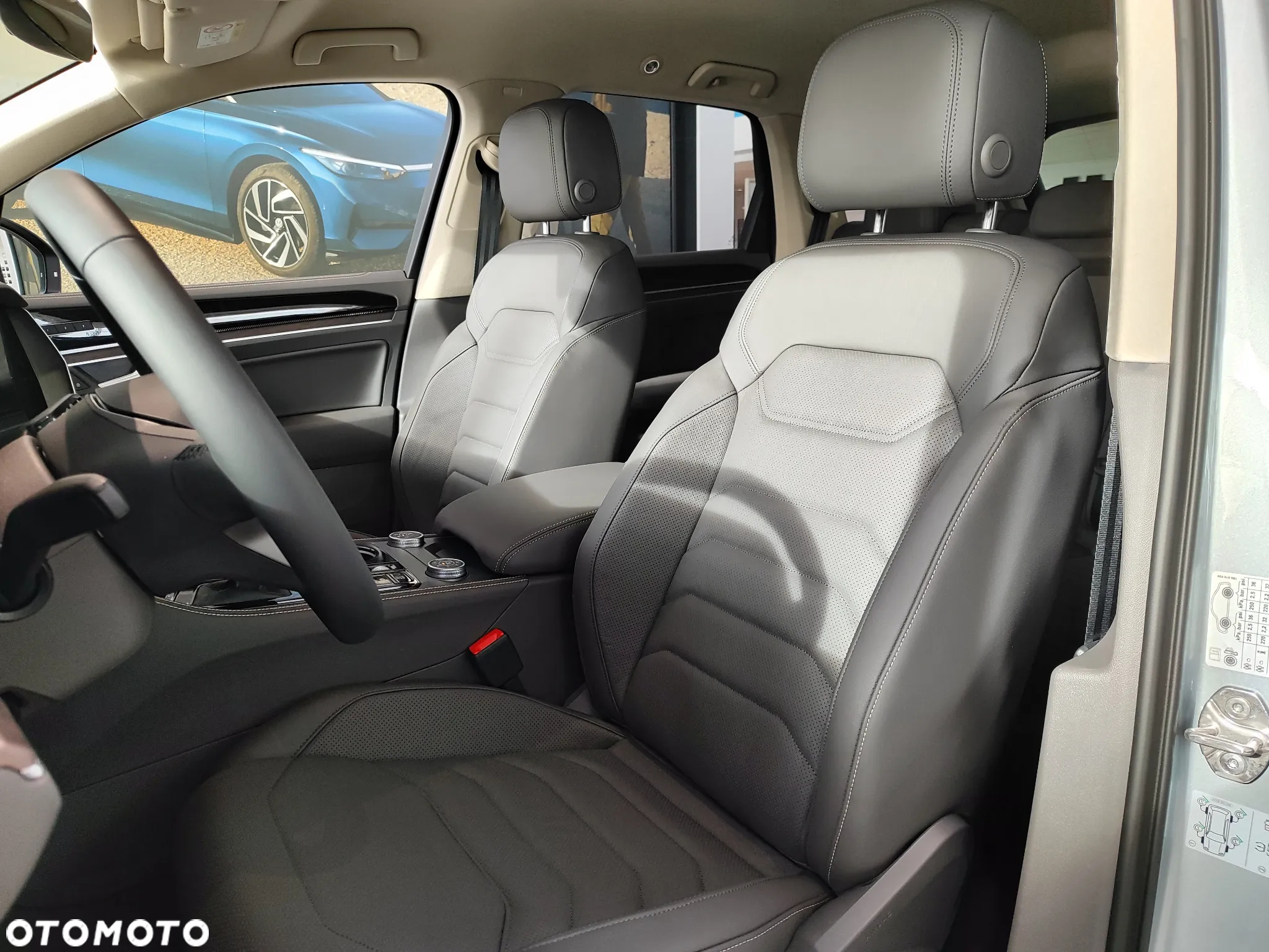 Volkswagen Touareg 3.0 V6 TFSI 4Motion Elegance - 25