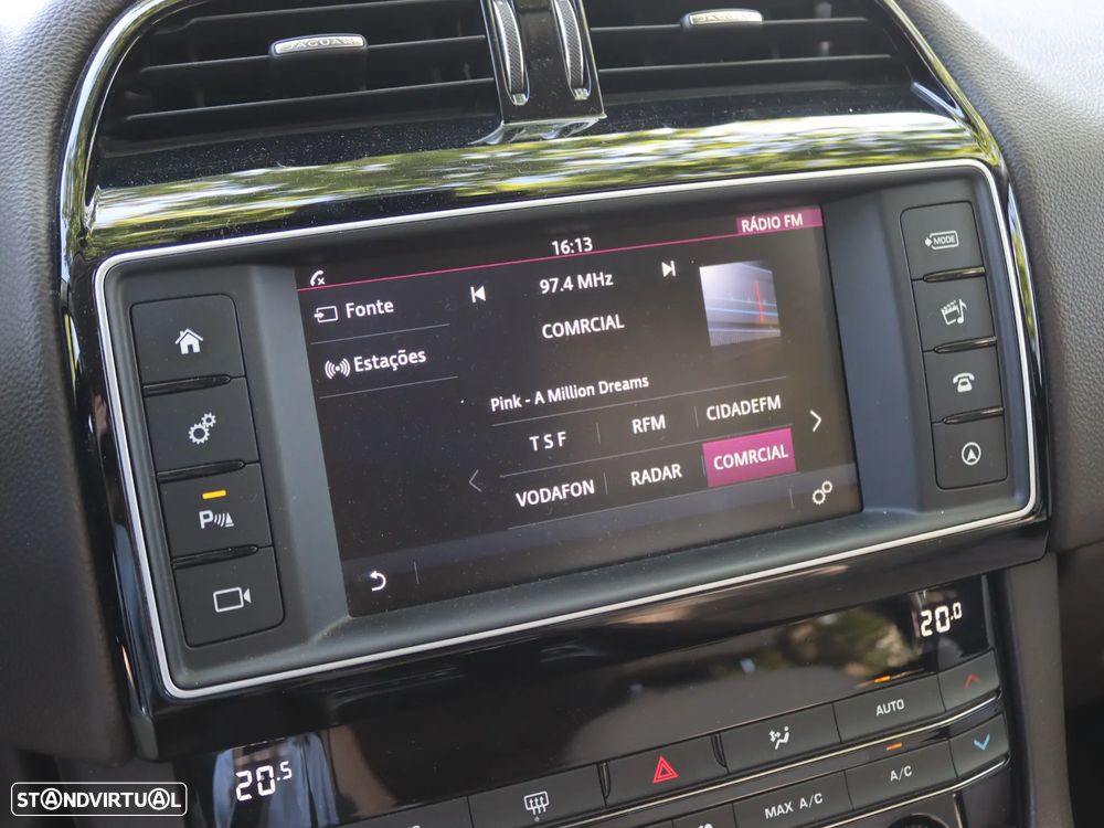 Jaguar F-Pace 2.0 i4D Prestige AWD Aut. - 26