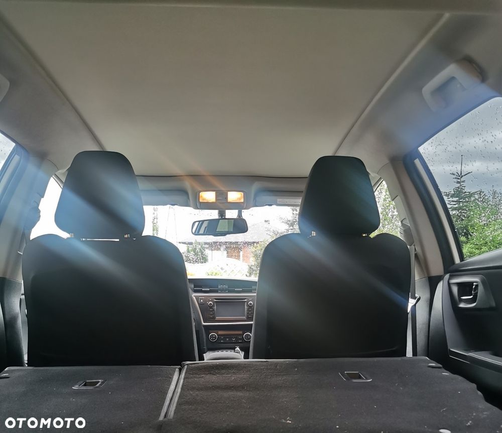 Toyota Auris - 15