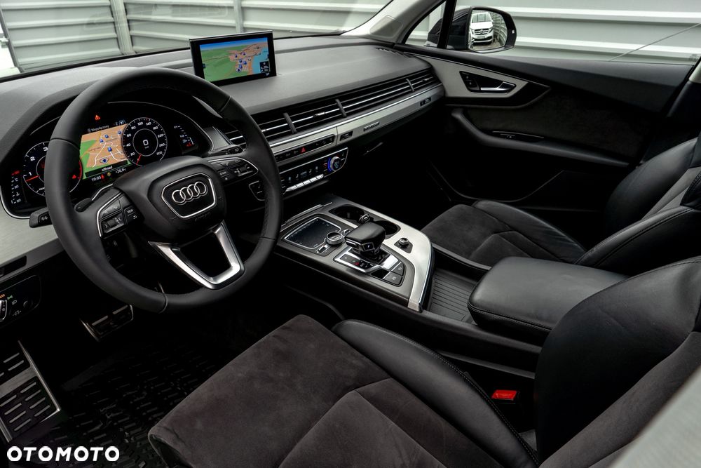 Audi Q7 3.0 TDI ultra Quattro Tiptronic - 17
