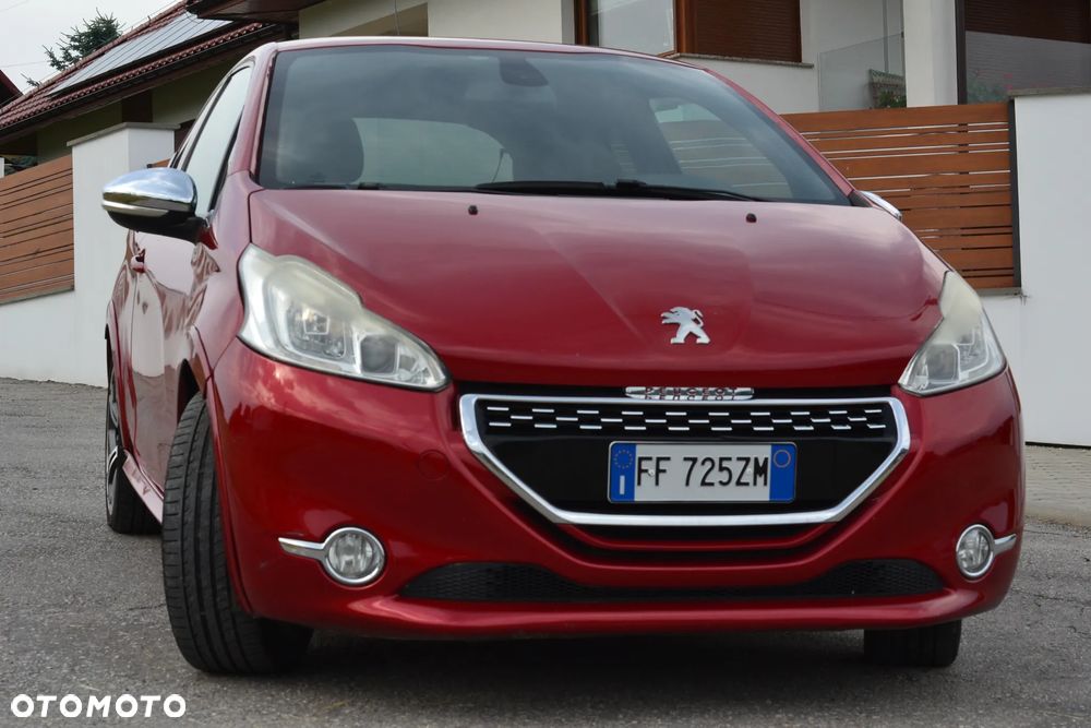 Peugeot 208 GTI 200 THP - 3