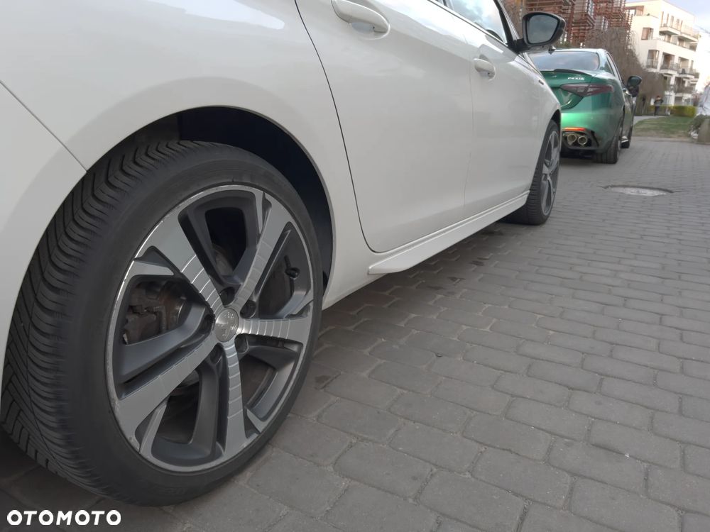 Peugeot 308 BlueHDi FAP 120 Stop&Start GT-Line Edition - 37