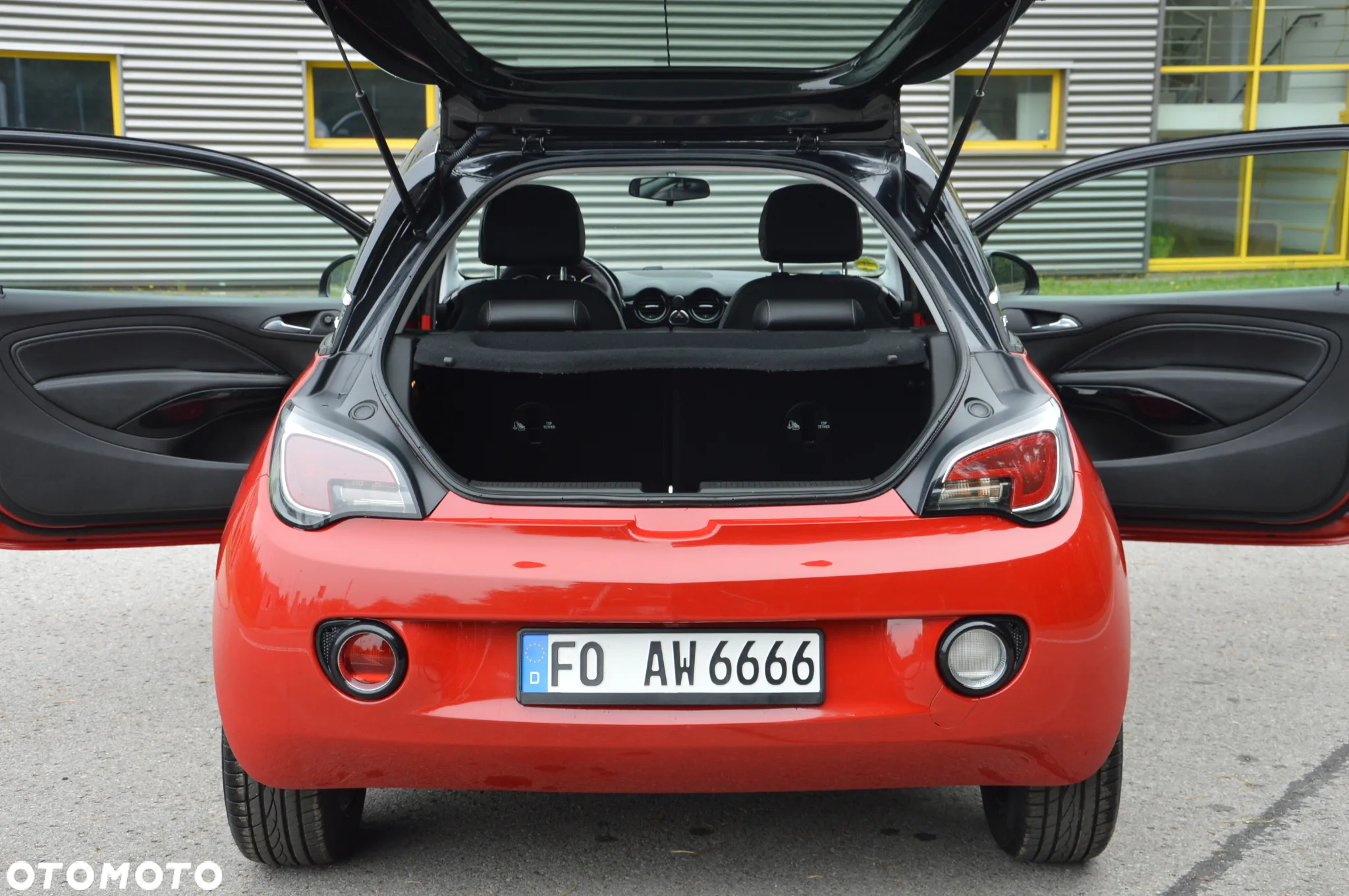Opel Adam 1.2 Black Jack S&S - 17
