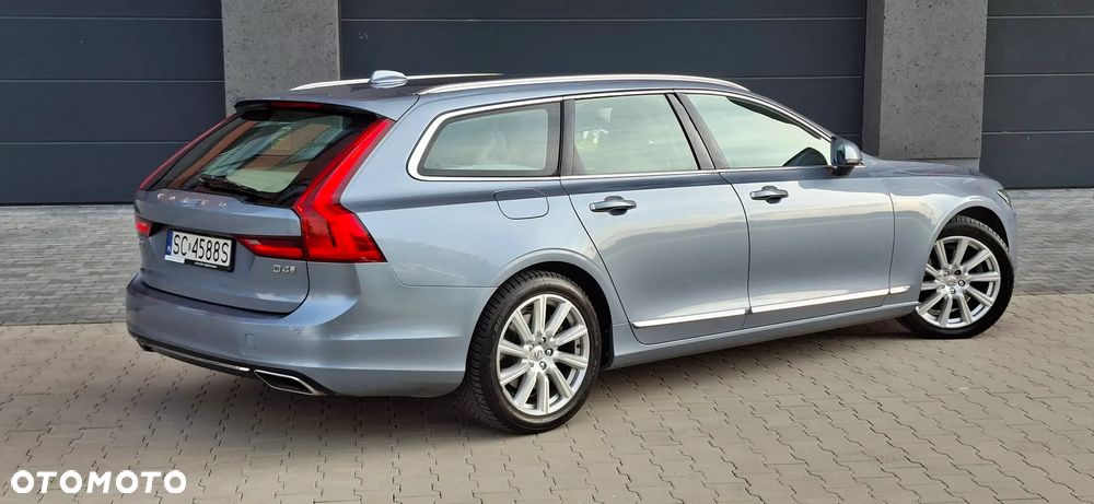 Volvo V90 D4 Inscription - 13