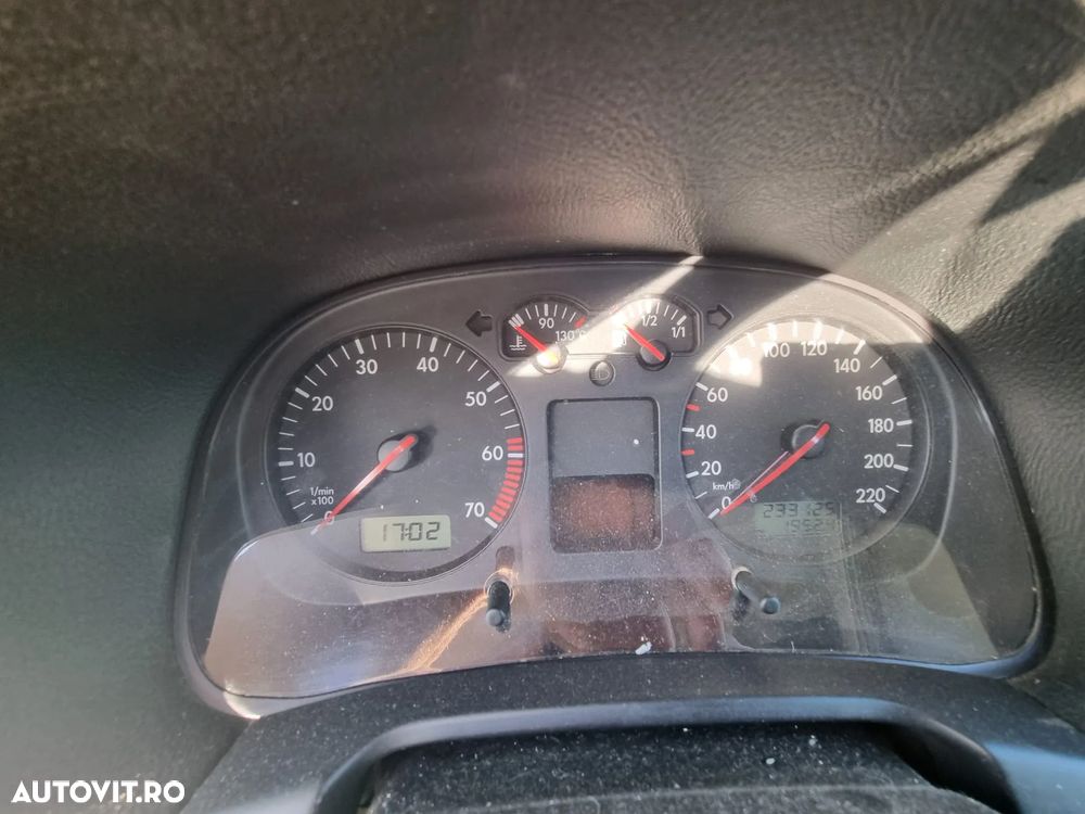Volkswagen Golf 1.4 Comfortline - 7