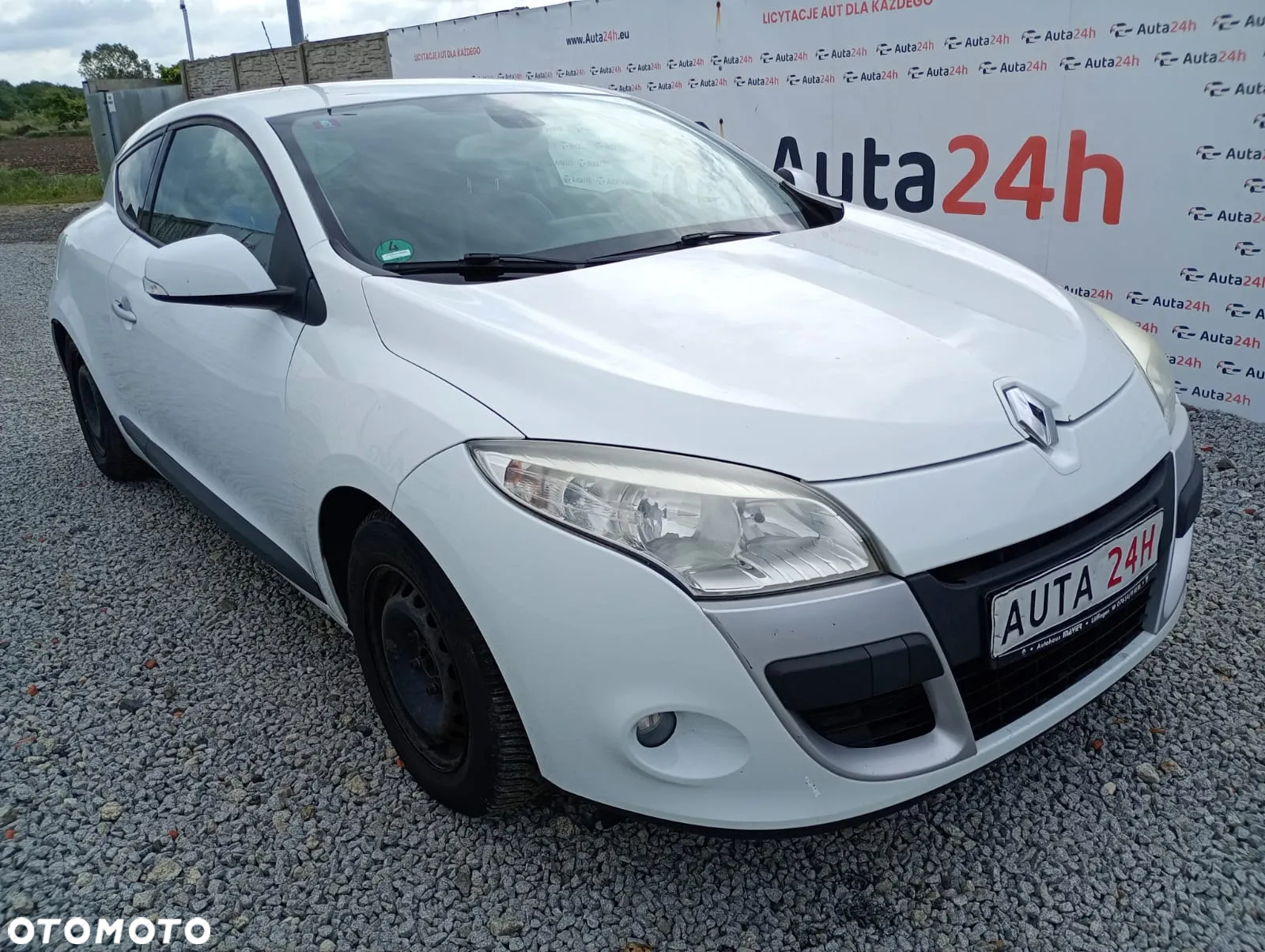 Renault Megane TCe 130 Coupe Night and Day - 2