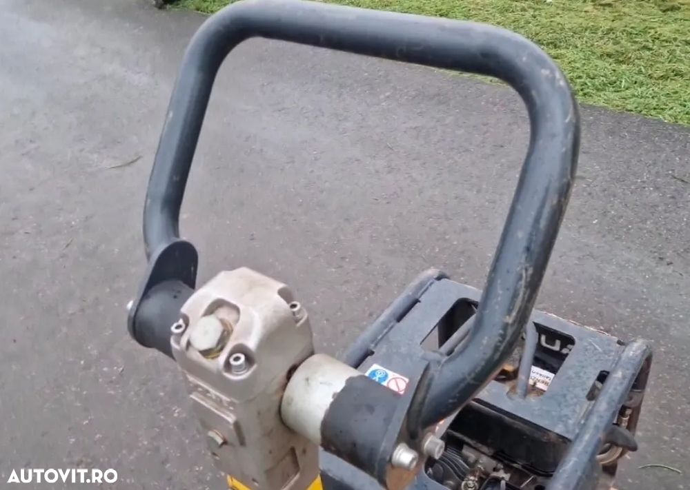 Alta Placa compactoare reversibila Baumax HPV 27/43, 149 kg - 4