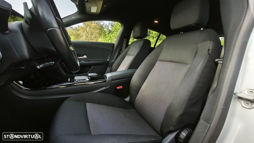Mercedes-Benz CLA 180 d Shooting Brake Business Solutions Aut. - 27
