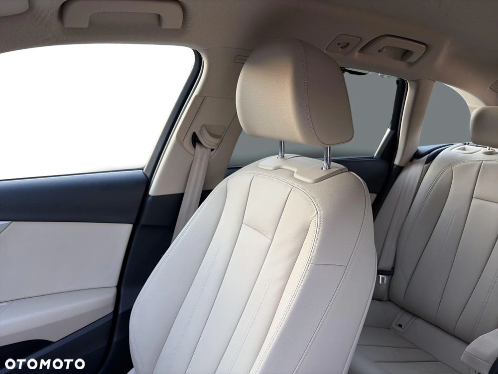 Audi A4 Avant 40 TDI mHEV Quattro S tronic - 16