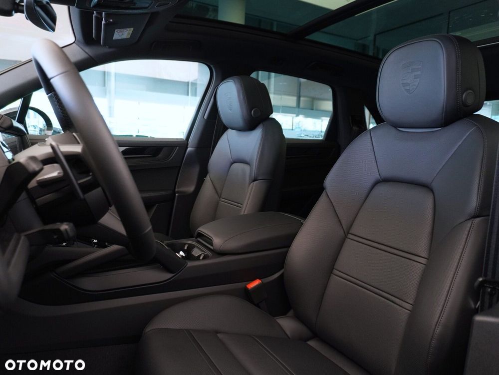 Porsche Cayenne Black Edition - 30