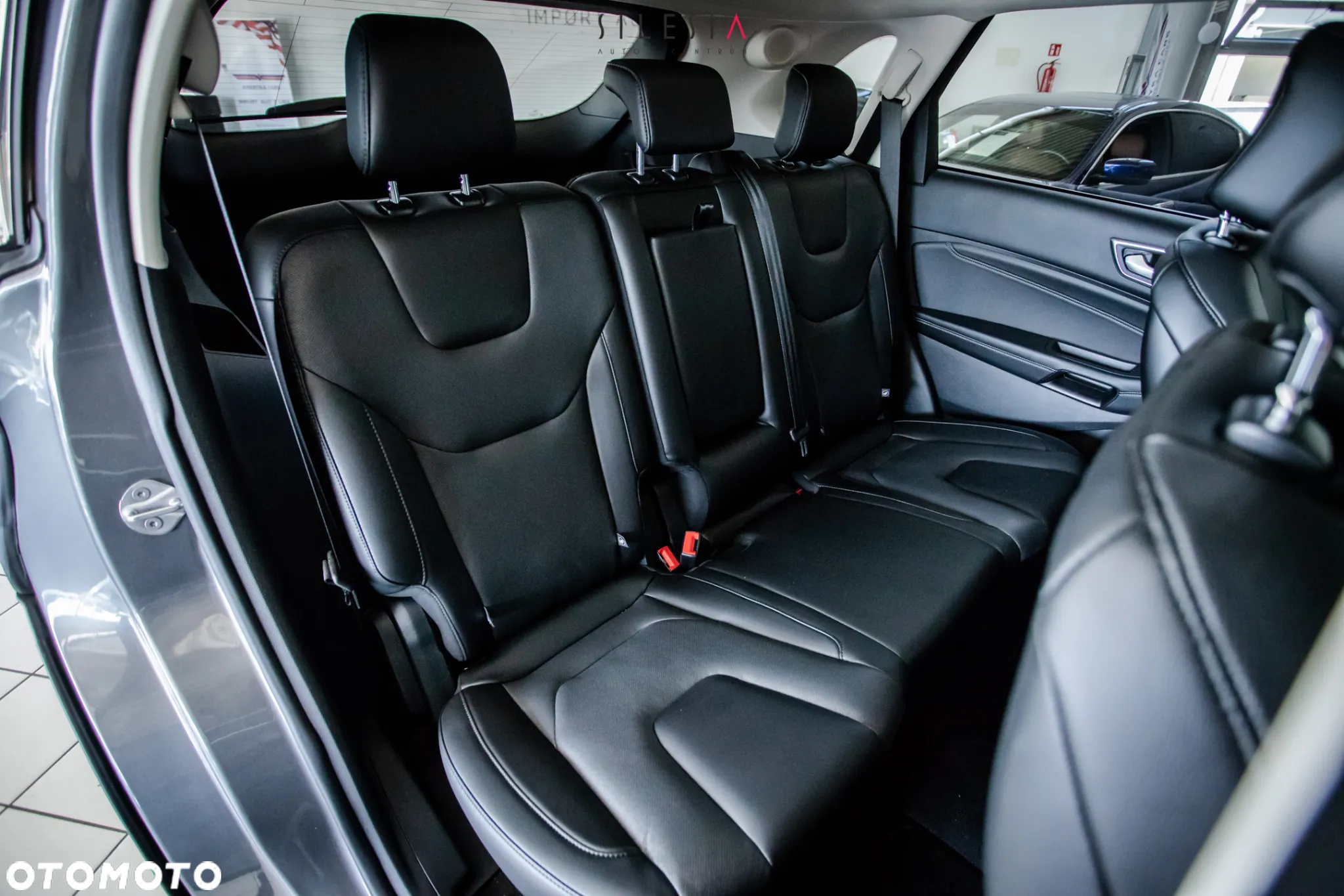 Ford Edge - 12