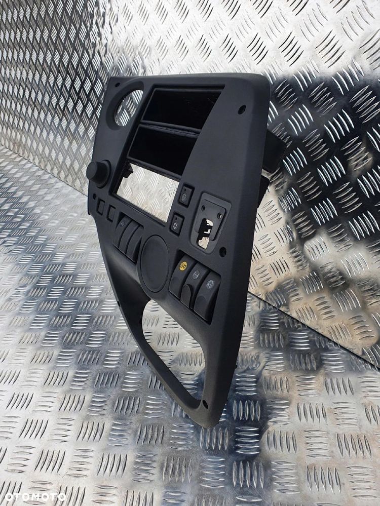 RAMKA KONSOLA ŚRODKOWA KOKPIT UCHWYT NA KUBEK DAF XF 106 LIFT - 5