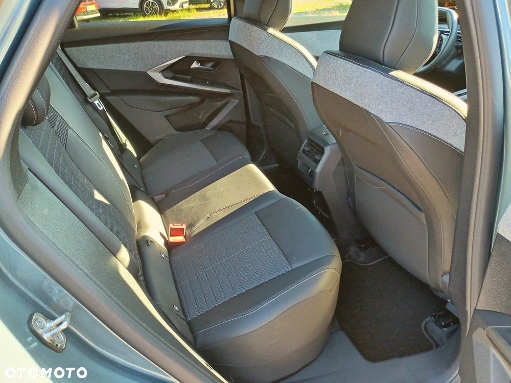 Peugeot 3008 - 17