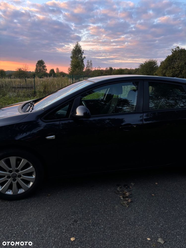 Opel Astra IV 1.6 T Cosmo - 5