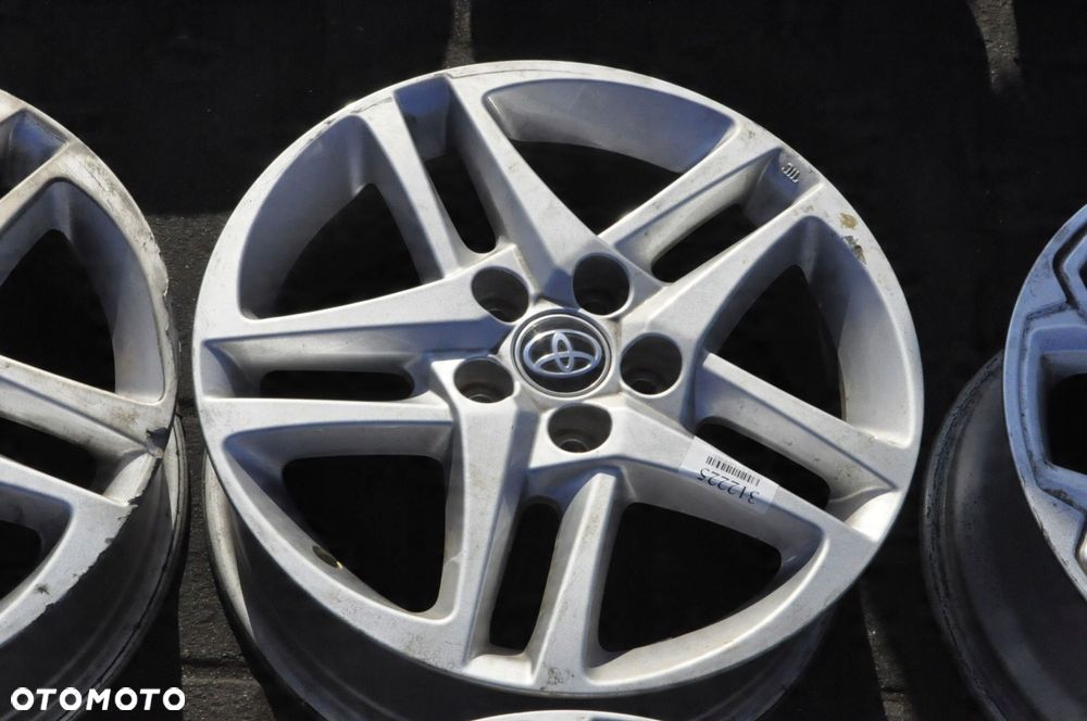 TOYOTA 4X FELGI ALUMINIOWE 17 5X114,3 6,5J ET45 - 4