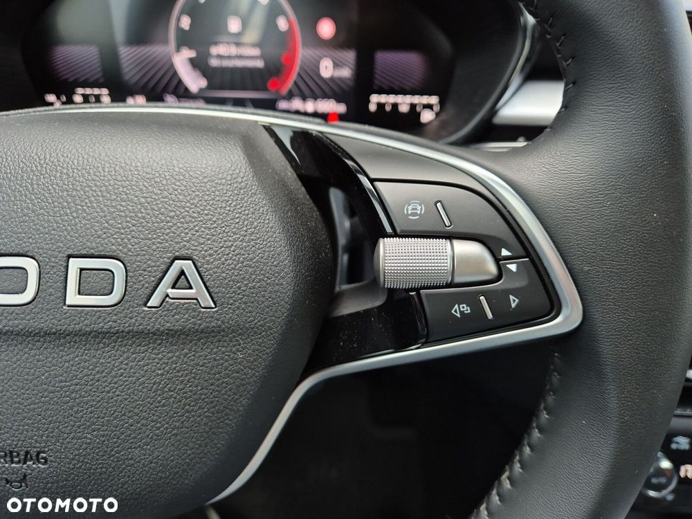 Skoda Fabia 1.0 TSI Drive - 37