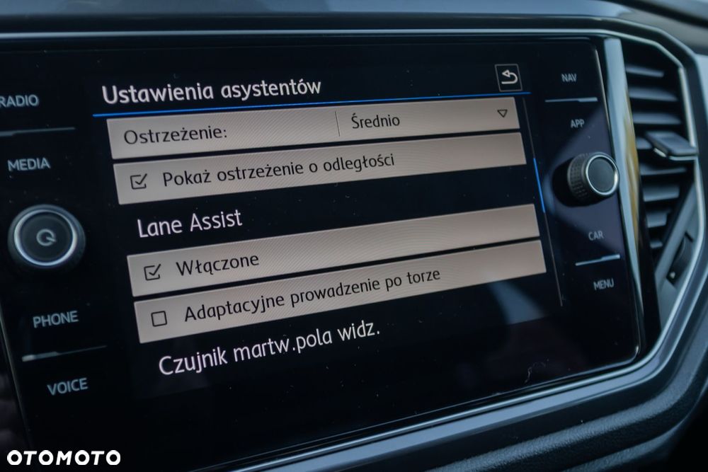 Volkswagen T-Roc 2.0 TDI SCR DSG IQ.DRIVE - 36