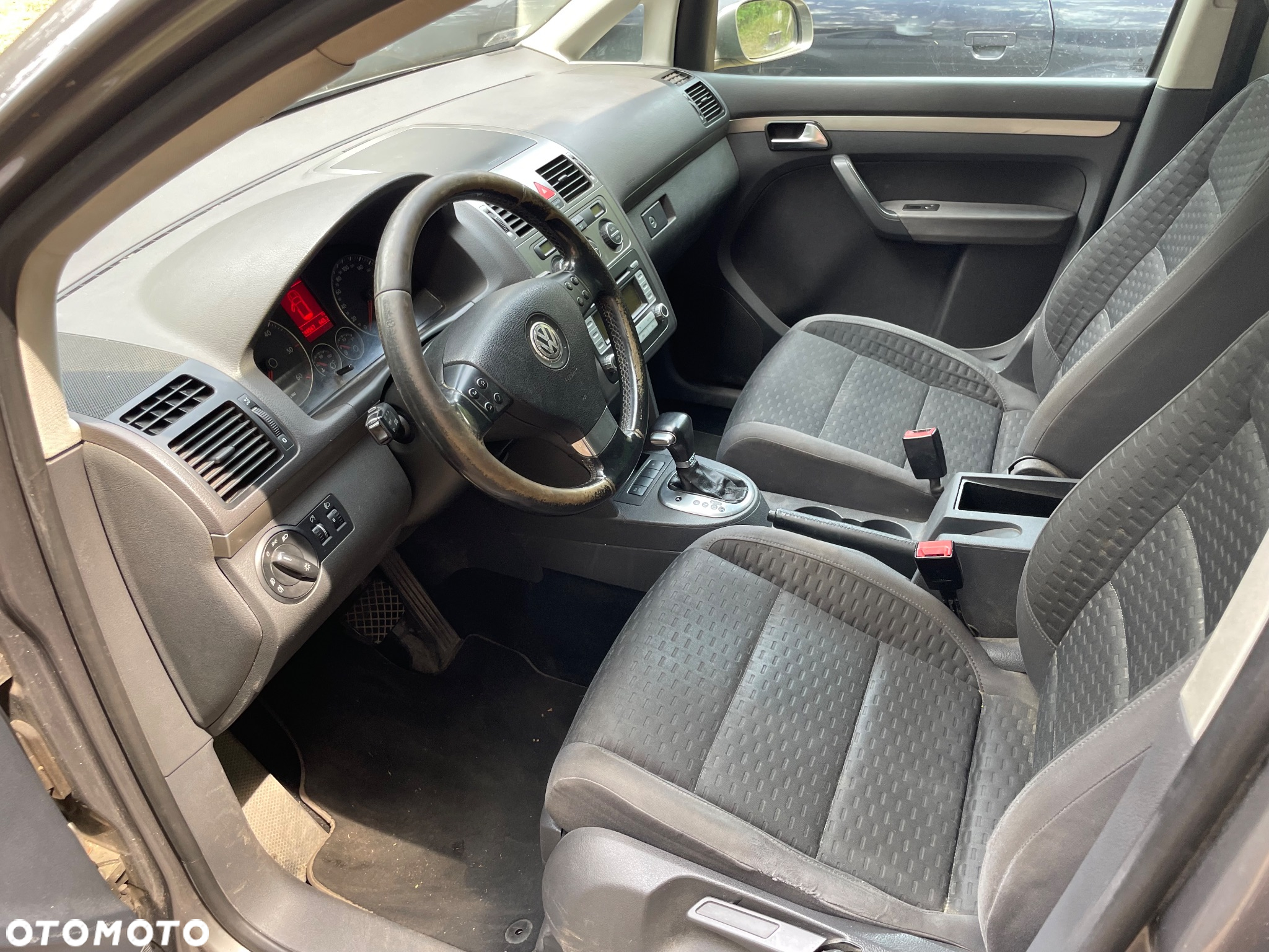 Volkswagen Touran 2.0 TDI Trendline DSG - 7