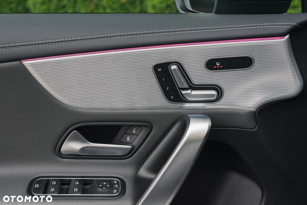 Mercedes-Benz Klasa A 45 S AMG 4-Matic 8G-DCT - 32