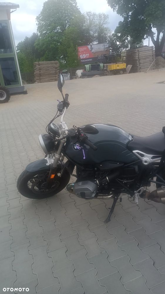 BMW R - 18
