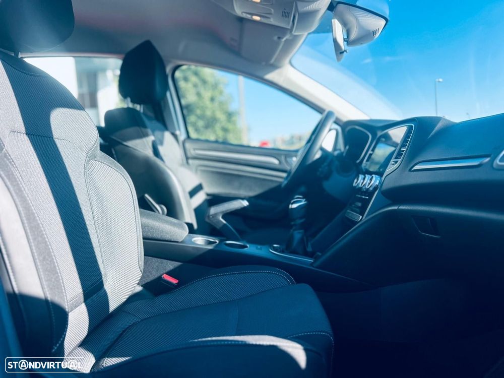 Renault Mégane 1.5 Blue dCi Limited - 12