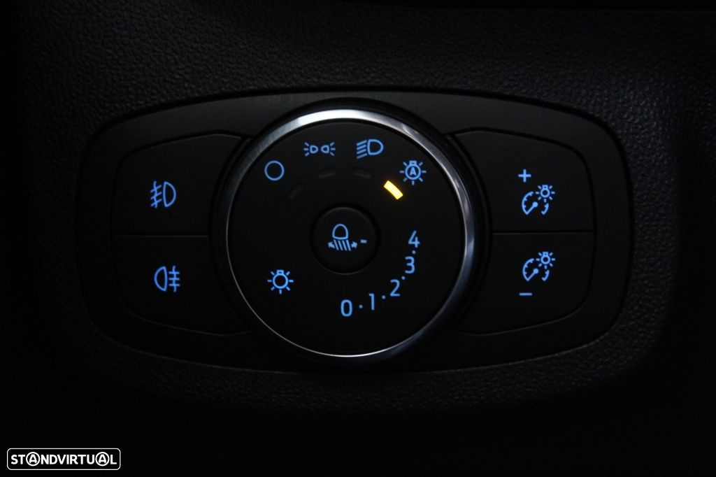 Ford Fiesta 1.0 EcoBoost ST-Line - 27