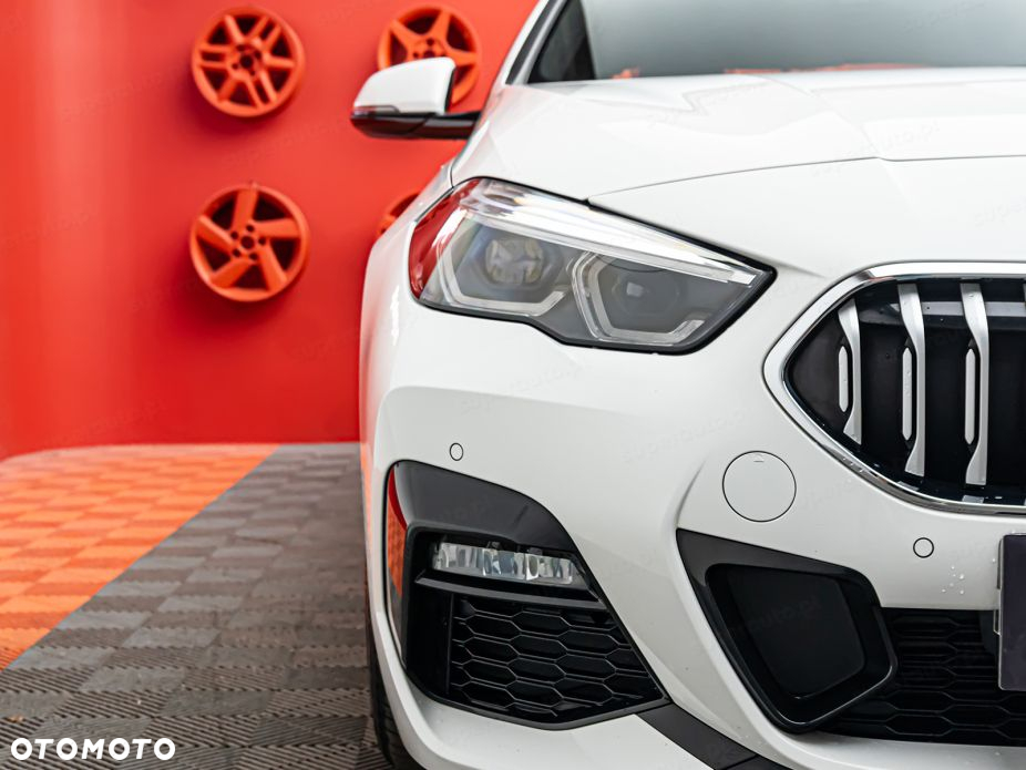 BMW Seria 2 216d M Sport - 25
