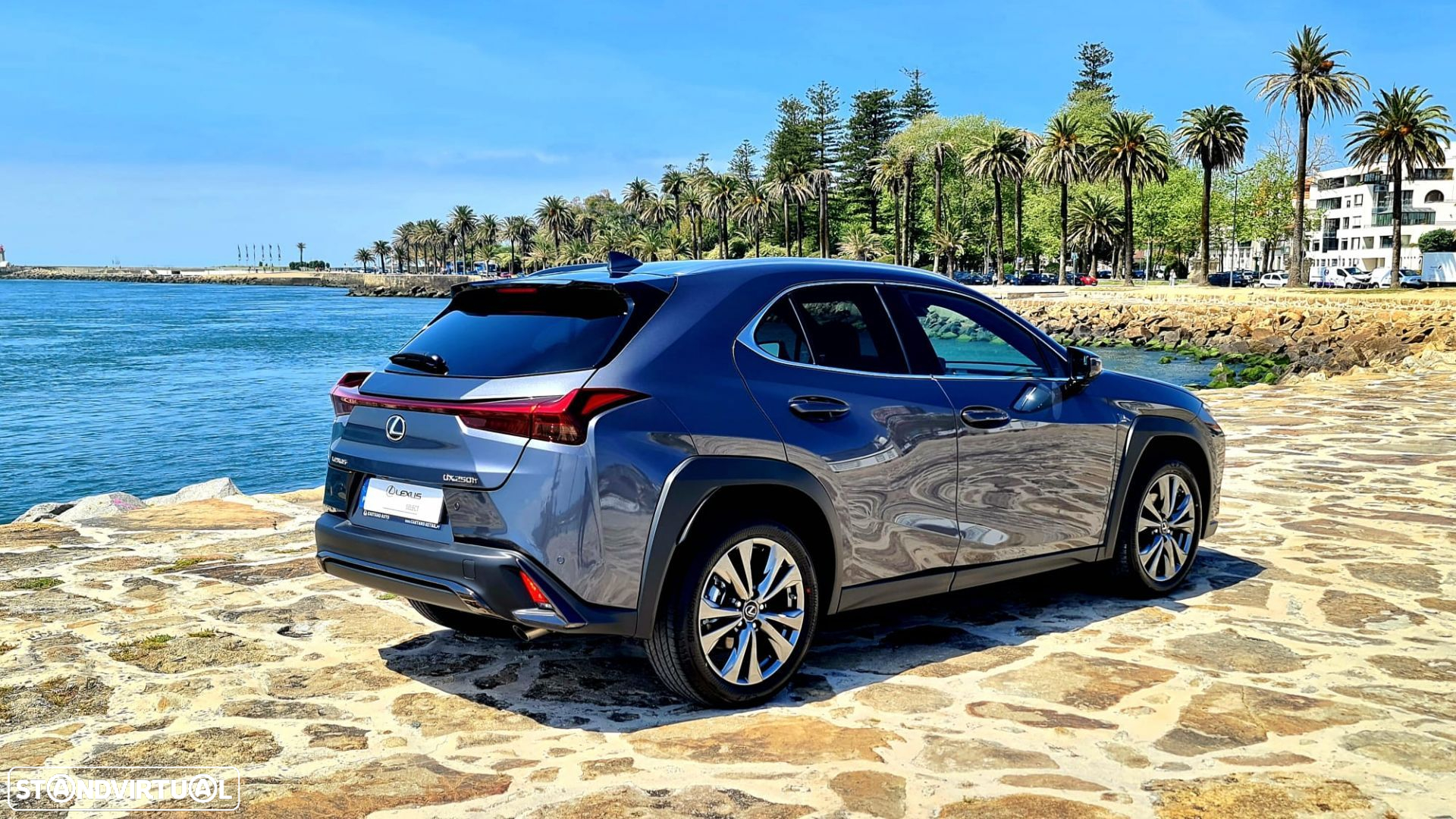 Lexus UX 250h Sport (Ecrã 12.3) - 6