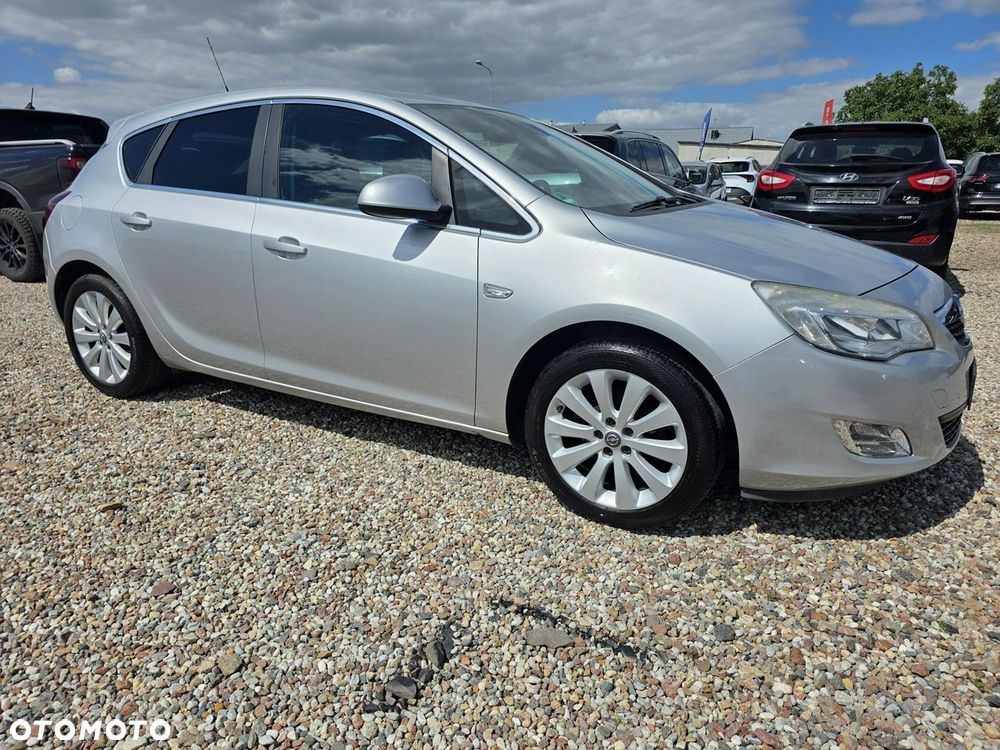 Opel Astra - 2