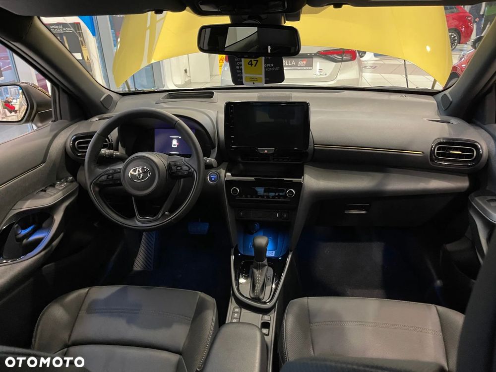 Toyota Yaris Cross Hybrid 1.5 Premiere Edition - 4