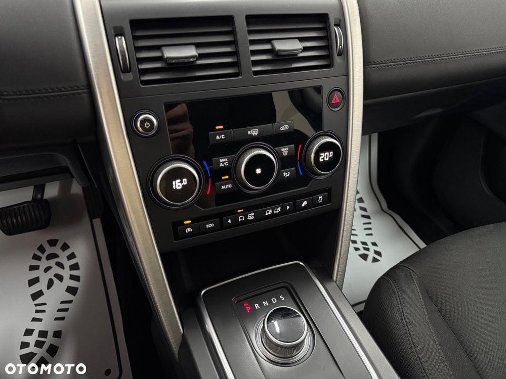 Land Rover Discovery Sport TD4 SE - 18
