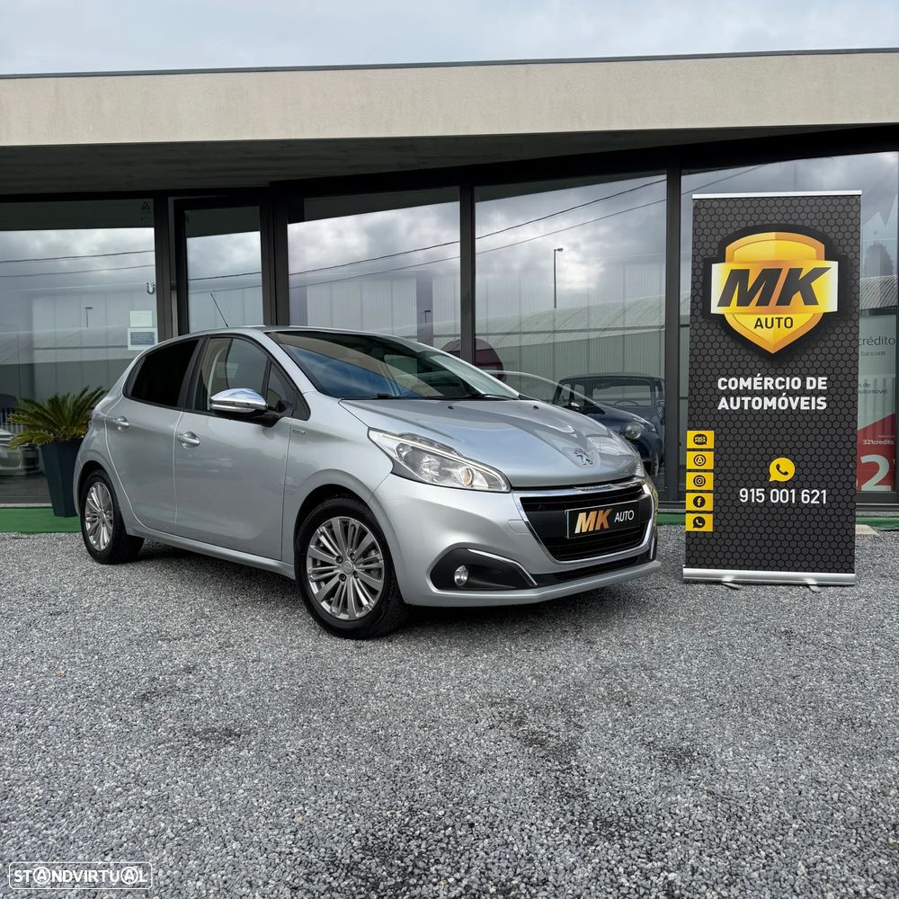 Peugeot 208 1.6 BlueHDi Style - 1