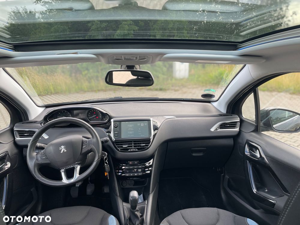 Peugeot 208 1.2 PureTech Allure - 10