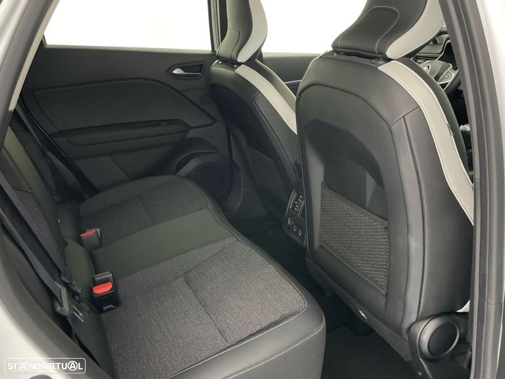 Renault Captur 1.0 TCe Techno - 23