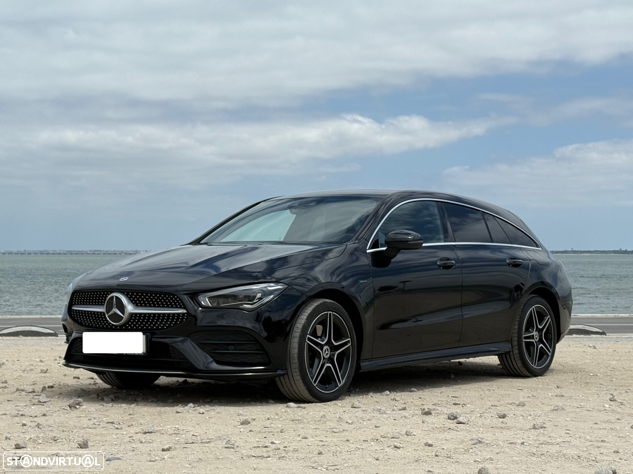Mercedes-Benz CLA 250 e Shooting Brake AMG Line - 7
