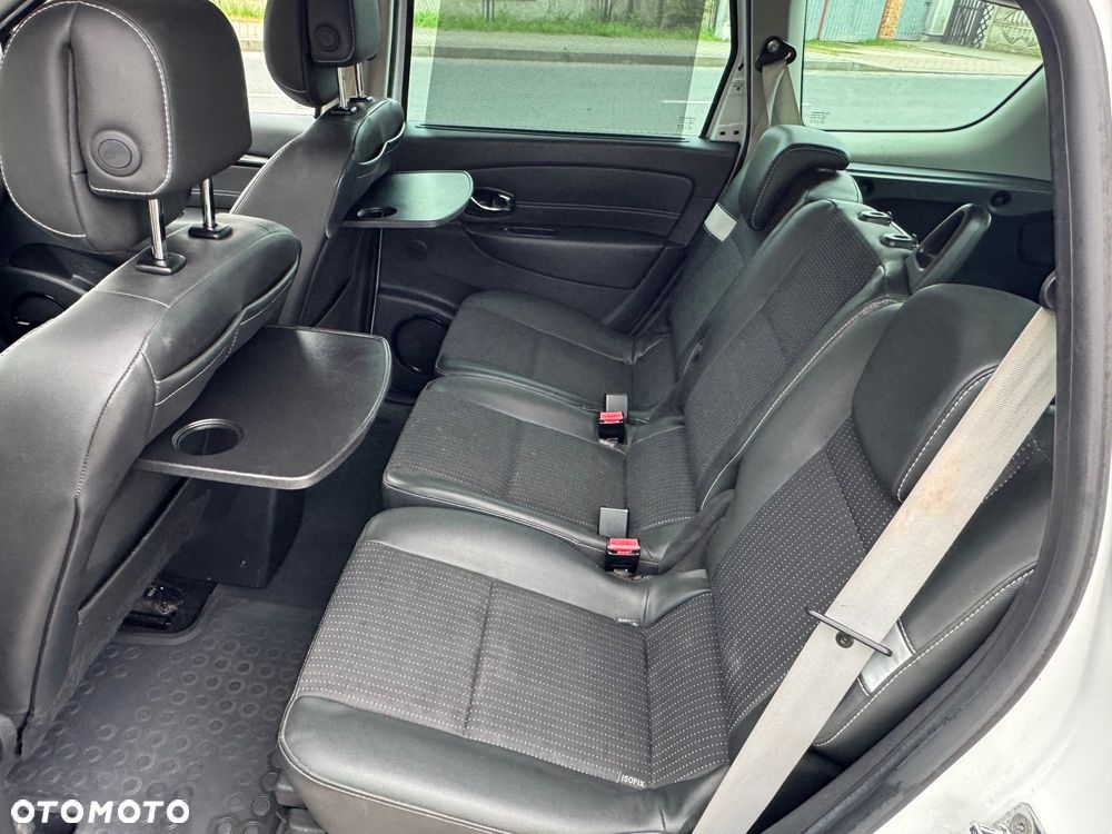 Renault Grand Scenic dCi 110 EDC Bose Edition - 8