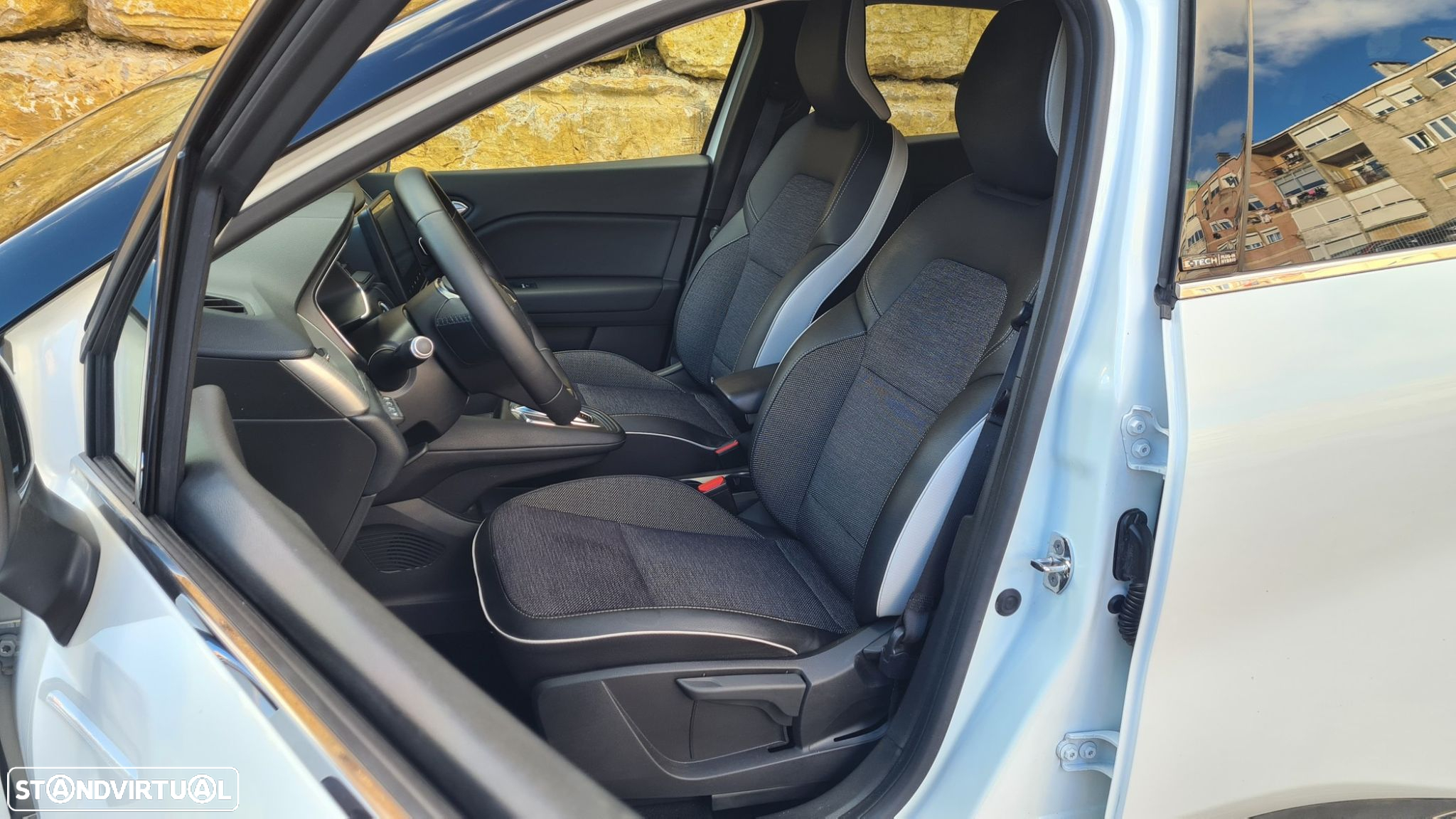 Renault Captur 1.6 E-Tech Plug-In Intens - 37