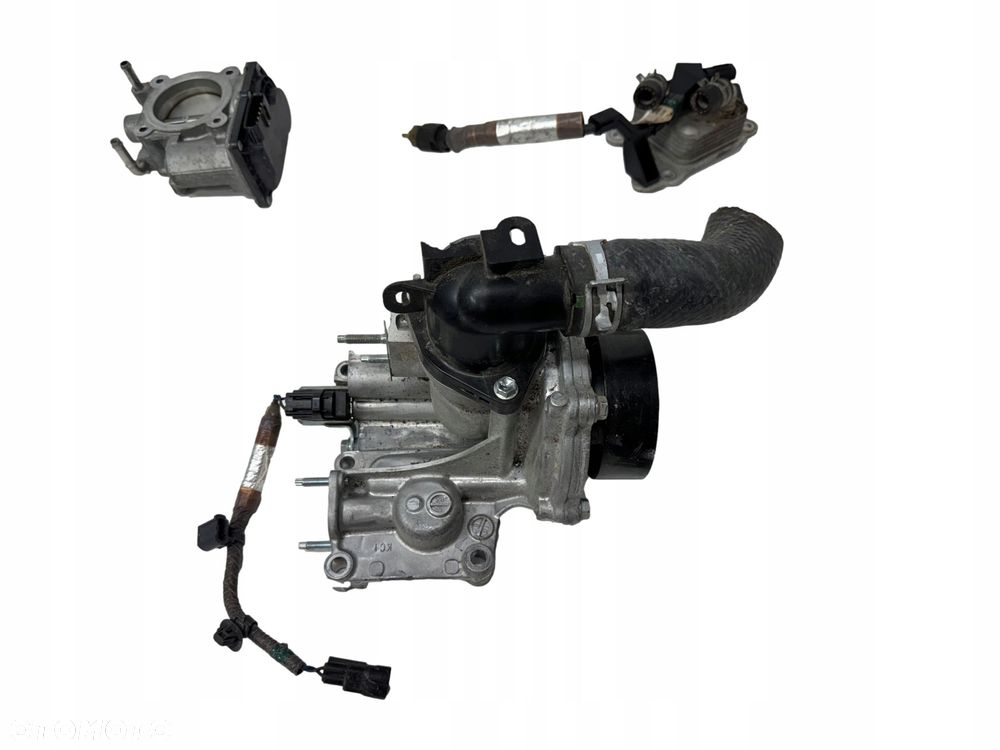 lexus is 200t 300 pompa wody obudowa rura dolot silnik motor - 2